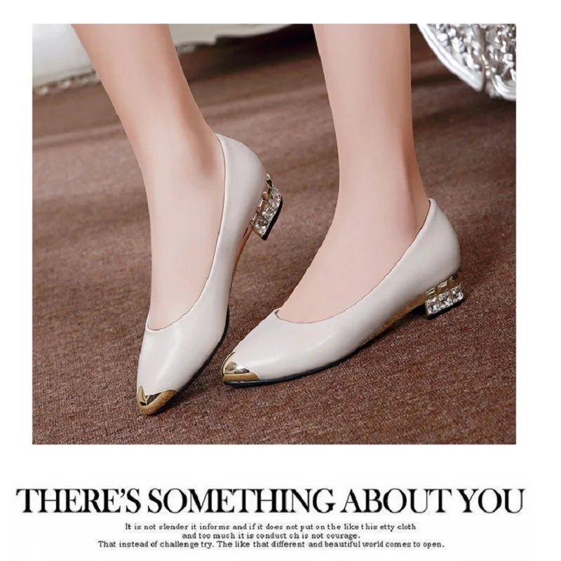 Новинка 2019 года сезон весна осень женские Кожаные полуботинки на низком каблуке