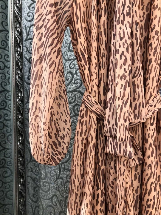 Высококачественное дизайнерское платье г. Осенние модные вечерние платья для женщин с воротником-бабочкой, сексуальное леопардовое платье с длинными рукавами и поясом