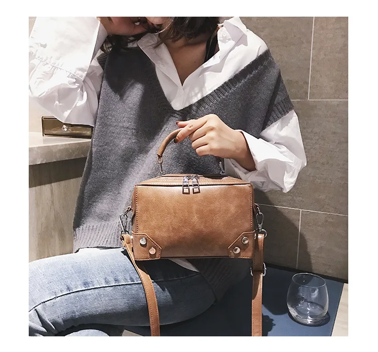 MJ Fashion Box Shape PU Leather Handbag Vintage Rivet Crossbody Bag 2019 New Casual Large Capacity Women Messenger Shoulder Bags (19)