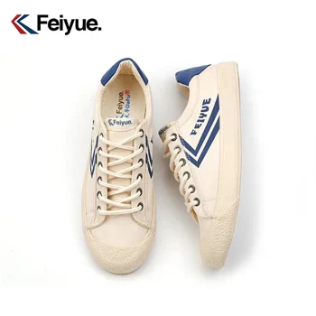 Feiyue/обувь в китайском стиле; оригинальные винтажные парусиновые повседневные кроссовки; спортивные кроссовки для боевых искусств, тхэквондо, кунг-фу; мягкая дышащая Спортивная обувь для мужчин и женщин - Цвет: Blue White 43