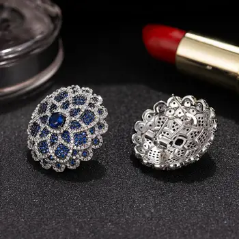 

Luxury large round earrings earrings women girls glamour jewelry stage show party accessories fashion jewelry for 2020 new year