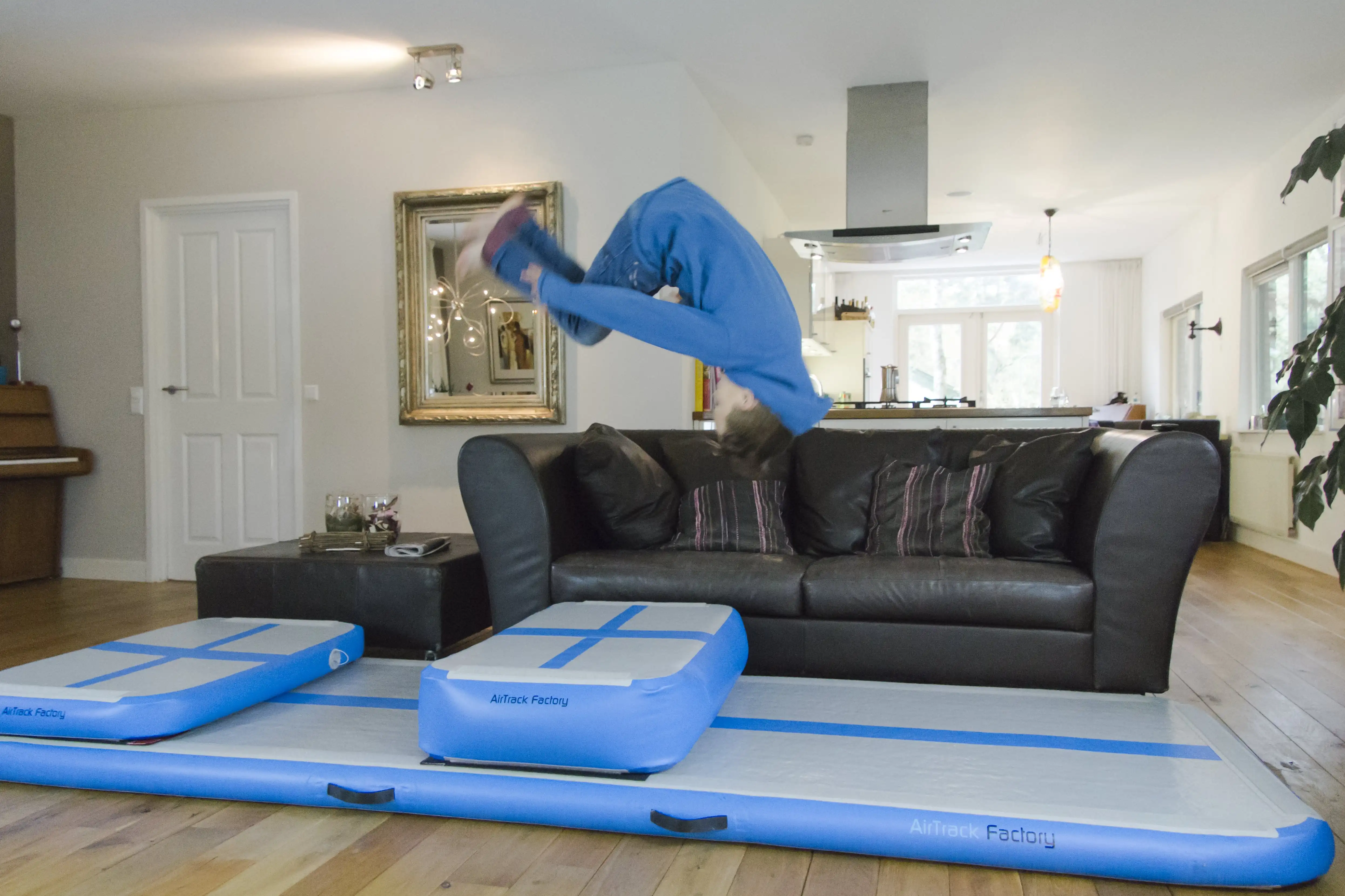 

Free Shipping A Set Air Sealed DWF Inflatable Air Tumble Track For Sale,Inflatable Airtrack Gymnastic