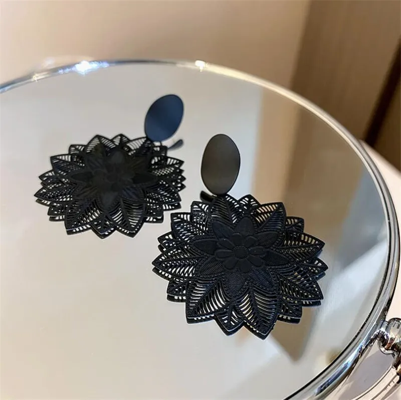 Vintage Black Forest Flower Big Hollow Pattern Earrings for Women Korean Exaggerated Temperament Gothic Accessories-flower earrings