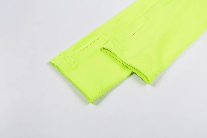 HTB1v8LiggHqK1RjSZJnq6zNLpXaT