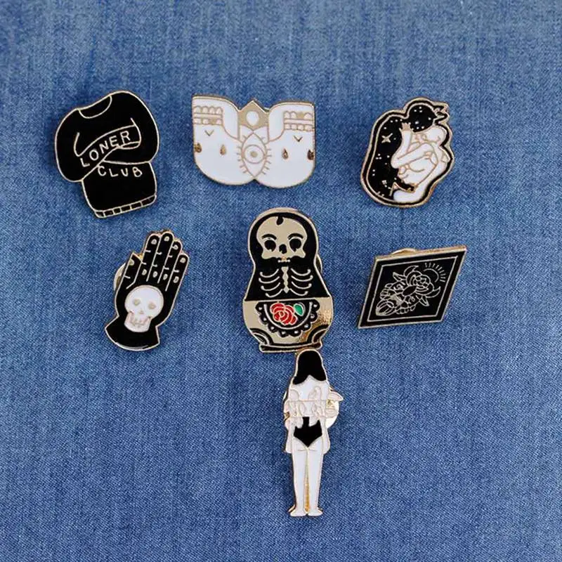 

Loner Club Enamel Pins Autism Badges Hand Palm Skull Skeleton Brooches Bag Clothes Lapel Pin Punk Black White Jewelry Party Gift