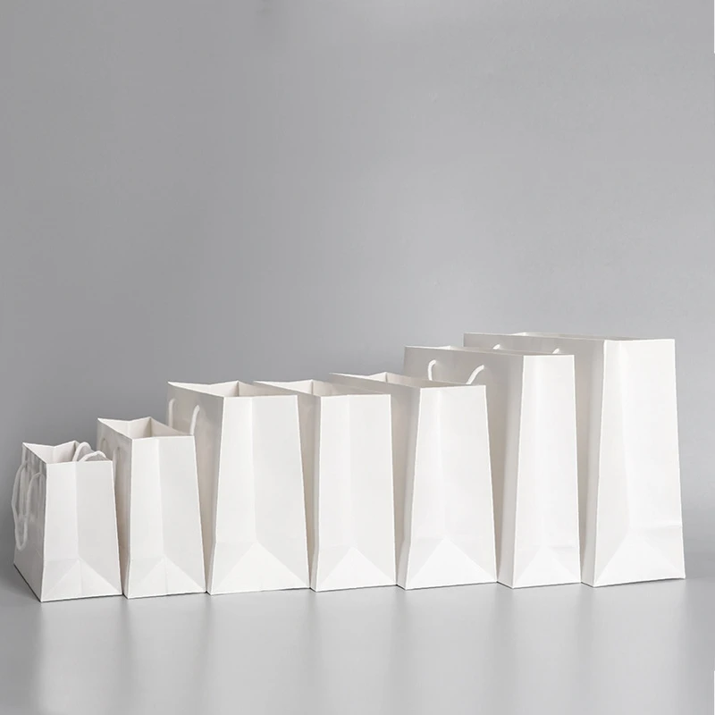 10pcs/lot White High Quality Simple Paper Gift Bag Wedding Birthday Party Gift Package Bags Kraft Paper Candy Box With Handle