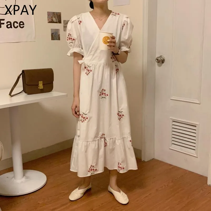 

2020 New Korean Style Elegant One-Piece Cross V-Neck Ruffled Party Dresses Chic Sweet Floral Embroidery Dress Women