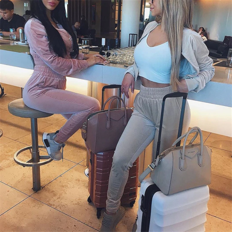 Skup 2019 jesień zima ubrania moda damska bluza Crop Top spodnie zestawy aksamitne dresy welurowe gładka miękka garnitur kobiet 2 sztuk zestaw
