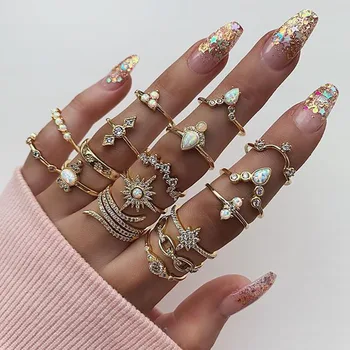 

IFMIA 17 Pcs/set Ladies Fashion Octagon Star Drops Geometric Crown Crystal Gold Finger Ring Set Charm Party Wedding Jewelry Gift
