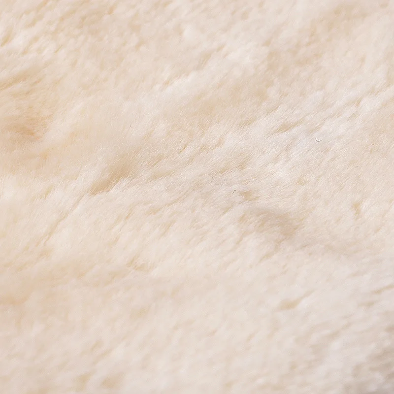 10453111777_1148449881