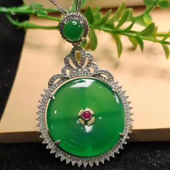 

Natural green jade Ping An Buckle pendant woman sends friends to bring her own