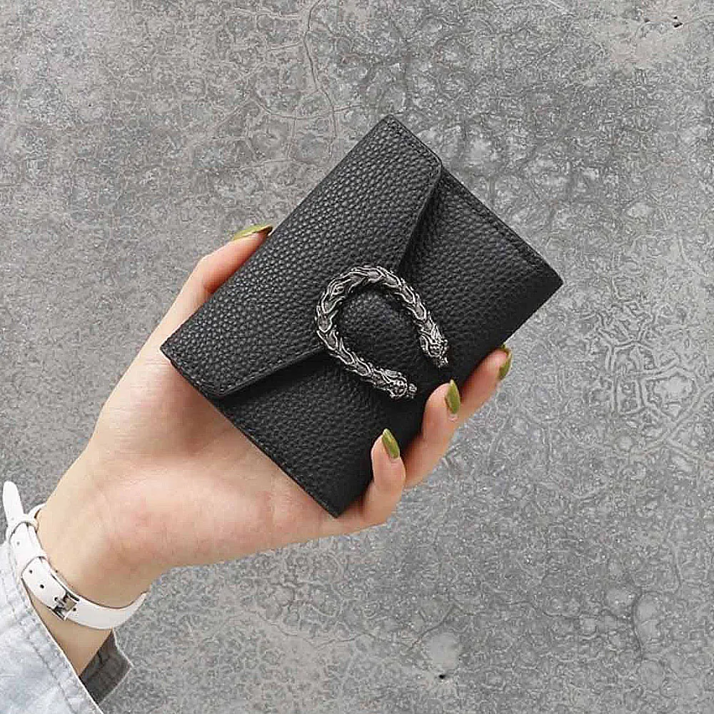 

Women Wallets Short crocodile pattern Hasp Wallet Ladies Clutch Bag Purse 2020 New simple fashion Female Luxury Coin Purse