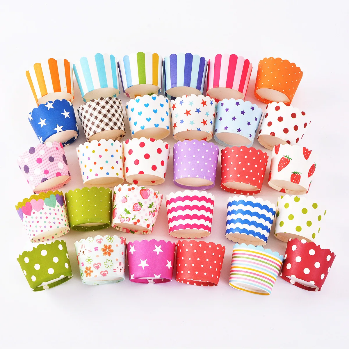 

Manufacturers Direct Selling 50 Household Oven Cake Paper Cups High-temperature Resistant Bakery Appliances Muffin Cake Cup