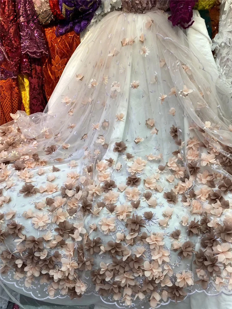 New Design Tulle Lace Fabric Quality Net Embroided Lace Apliques For Wedding Dress 5 Yards