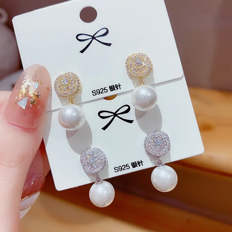

Korea's New Fashion Micro Inlaid Flower Pearl Earrings Exquisite Temperament Simple Versatile Earrings Elegant Women's Jewelry
