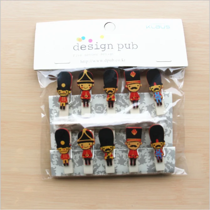 04 10PCSPack мини деревянные фото настенные украшения бумаги Peg Pin ремесло ручная открытка клип кулон Милая Девушка свадебный подарок-подарок - Цвет: 04