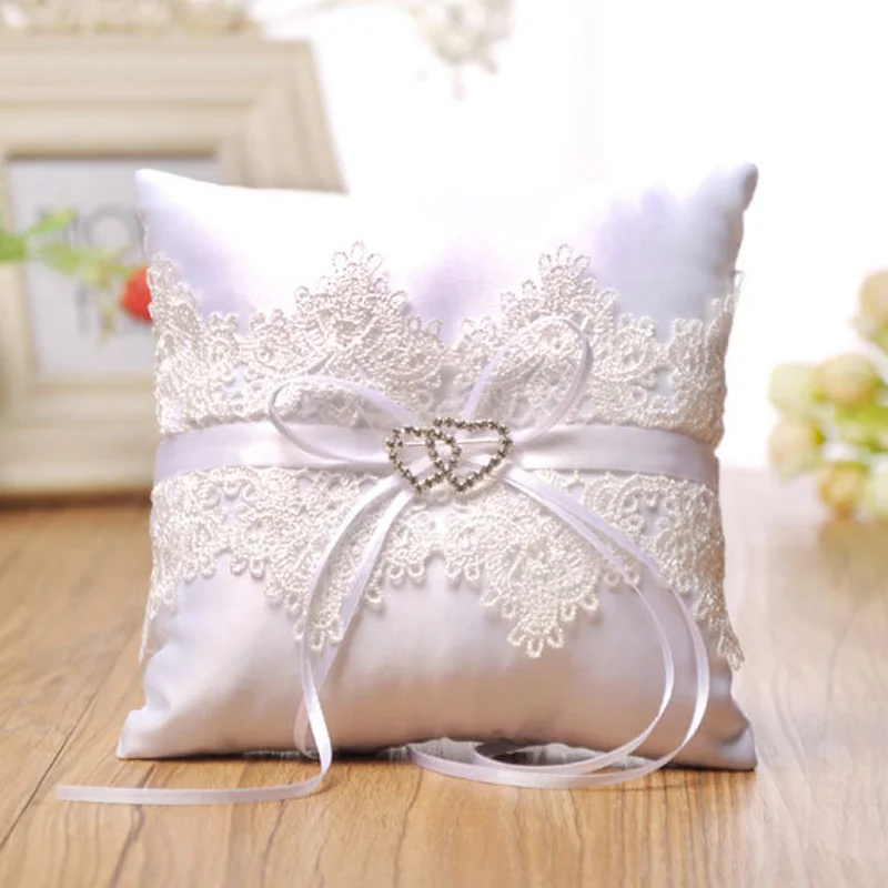 Cheap White Lace Wedding Decoration Ring Pillow Coussin Alliance Bridal Ring Bearer Pillow Cushions Wedding Marriage Ceremony personalized wedding ring box proposal ring bearer jewelry storage box custom anniversary ring holder rustic wedding decoration