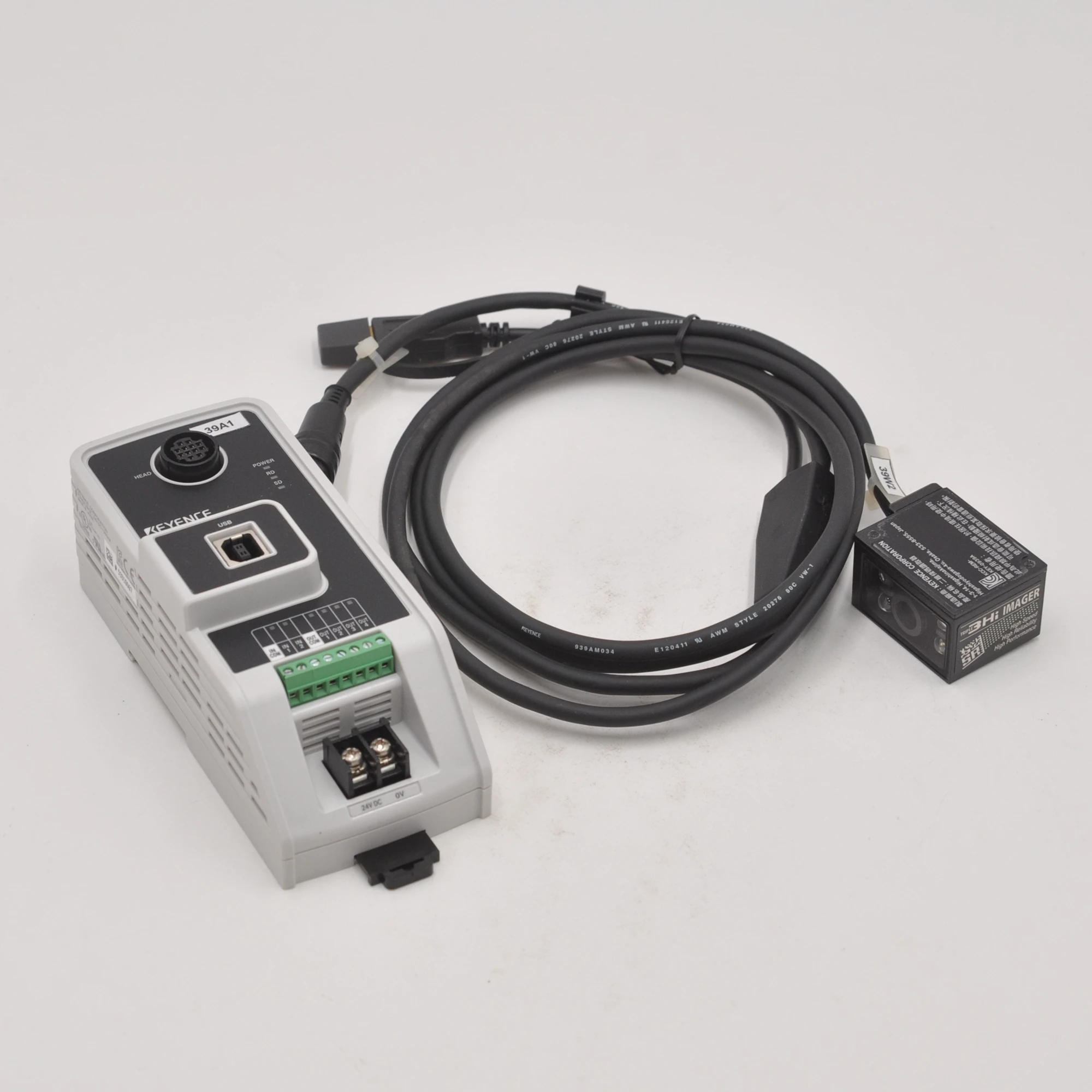 

KEYENCE N-UB 24VDC SR-610 5VDC 2D barcode reader scanner