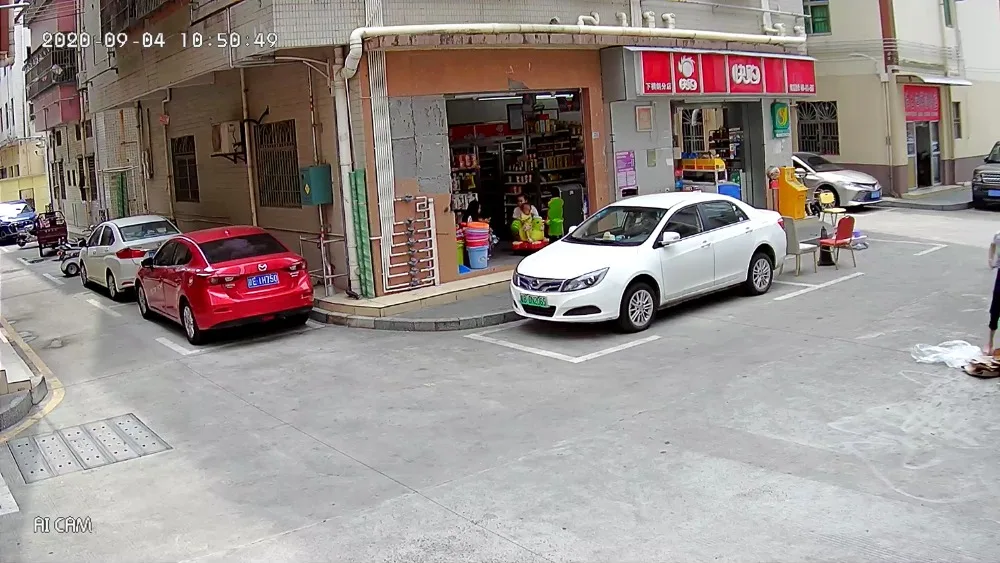 2MP H.265+ 42pcs infrared Led 2.8mm-12mm Lens 4X Zoom Outdoor IP66 Metal ONVIF  Face Detect Audio POE IP Camera night effect picture 01