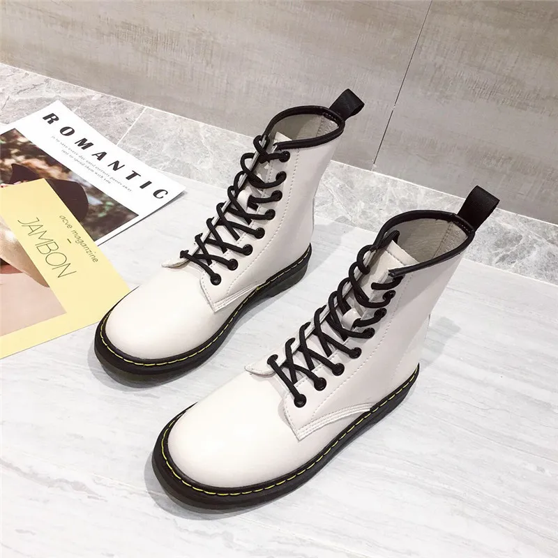 Bootee/ женские ботинки на низком каблуке; женские ботильоны; роскошные дизайнерские ботинки с круглым носком; женские короткие ботинки со шнуровкой в стиле рок