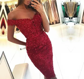 

Burgundy 2019 Elegant Cocktail Dresses Sheath Off The Shoulder Appliques Lace Beaded Short Homecoming Dresses