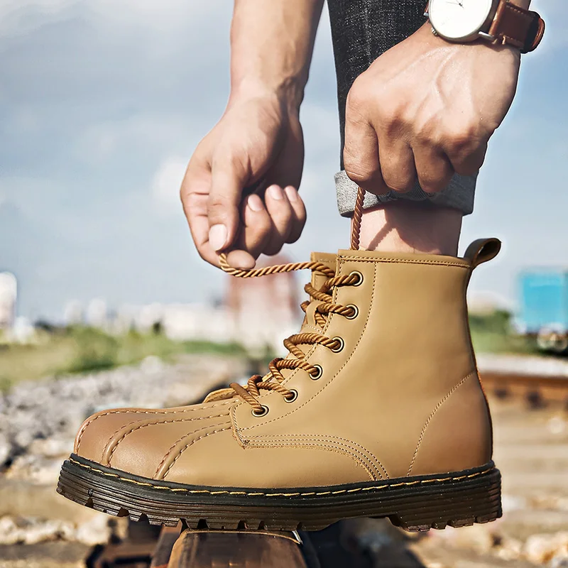 Men's winter boots waterproof short fashion ankle boots for students round toe wear-resistant male boot new