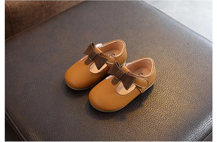 Кожаная обувь для маленьких девочек; детская обувь с большим бантом; Вечерние обувь для принцессы сандалии для малышей; кожаная Школьная обувь для девочек-подростков