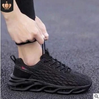 

Men's shoes summer 2020 new mesh flying woven breathable blade shoes trend wear-resistant lightweight men's sports shoes men