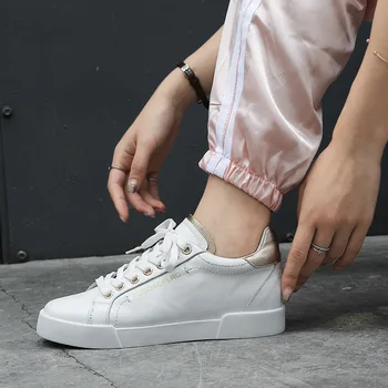 

Plush Size Sneakers Women 35-40 M Sneakers Woman Trainers Female 2020 Fashion Leisure Shoes High Quality Soft Flats Fast Shippi