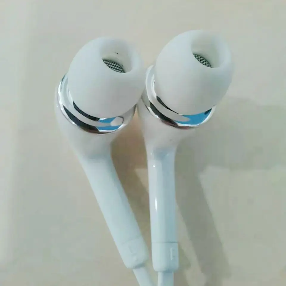 

Android Universal 3.5mm Wire Earphone Headset,in Ear Baseus Wired HiFi Earphones