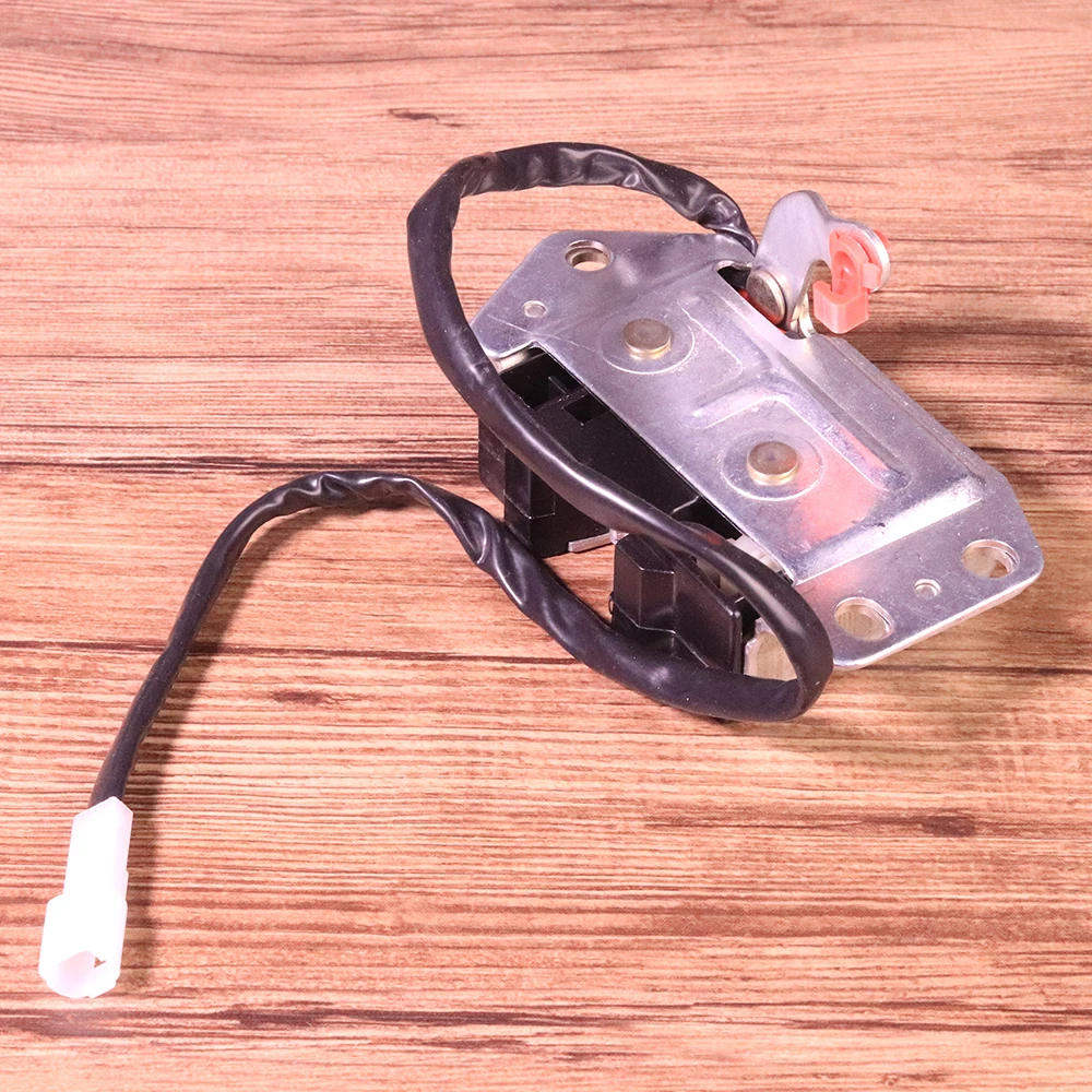 1x Car Tailgate Rear Back Door Lock Latch Replacement 69350-95J fit for Toyota Hiace 1990 1991 1992 1993 1994 For Dyna 2006 2010 (3)