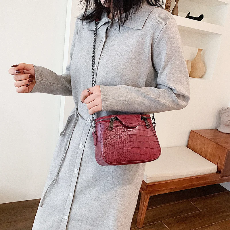 

2020 New Style Versatile Crocodile Stone Pattern Cool WOMEN'S Bag Chain Box Bag Fashion Shoulder Bag WOMEN'S Single-shoulder Bag