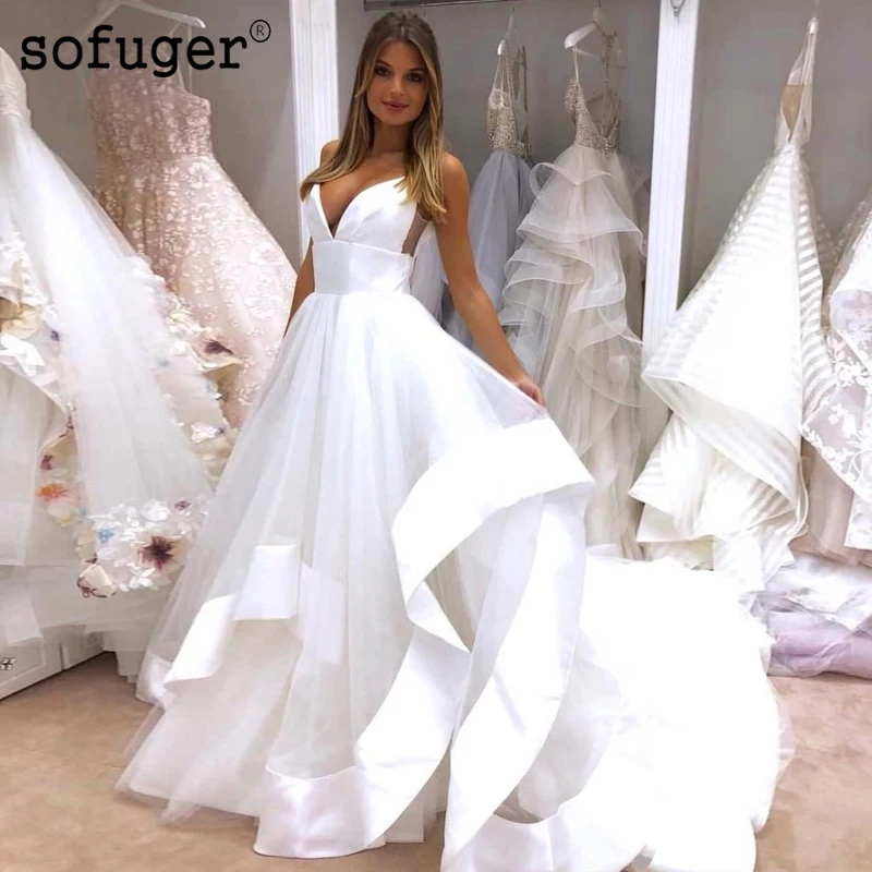

Simple White Ivory Tulle V Neck Wedding Dress Tiered Robe De Mariee Sofuge Boho Dubai Arabic Abiti Da Sposa