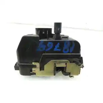 

82501AV600 DOOR LOCK REAR LEFT Nissan FIRST SALOON CAR (P12)