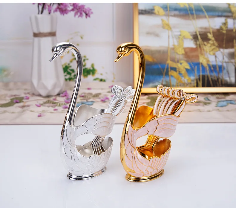 13951949328_2072143039