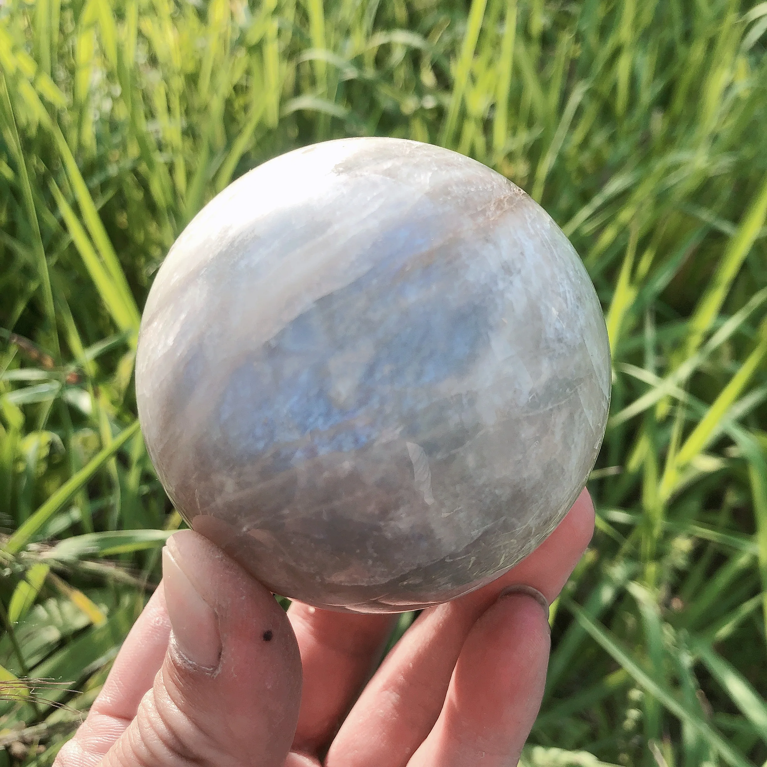Natural Crystal Quartz Moonstone Sphere Energy Ball Reiki Stones Room Home Office Aquarium Decoration Accessories Gemstone Natural Crystal Quartz Moonstone Sphere Energy Ball Reiki Stones Room Home Office Aquarium Decoration Accessories Gemstone