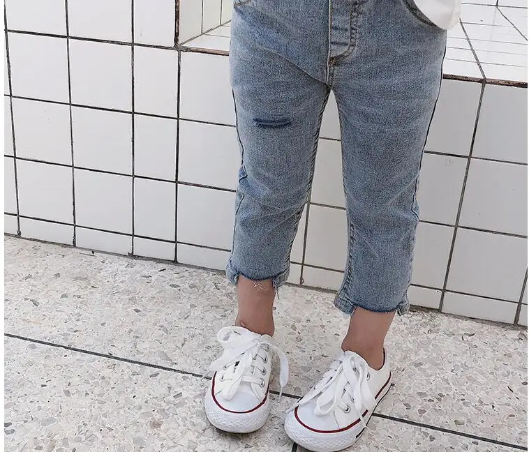 Spring and autumn girls' wear new slim Korean children's jeans 90-130