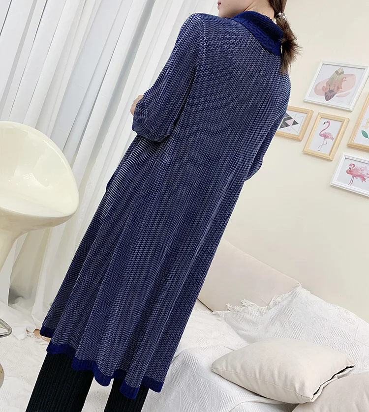 HOT SELLING miyake turn-downcolla outerwear pleated stripe pleated outerwear IN STOCK