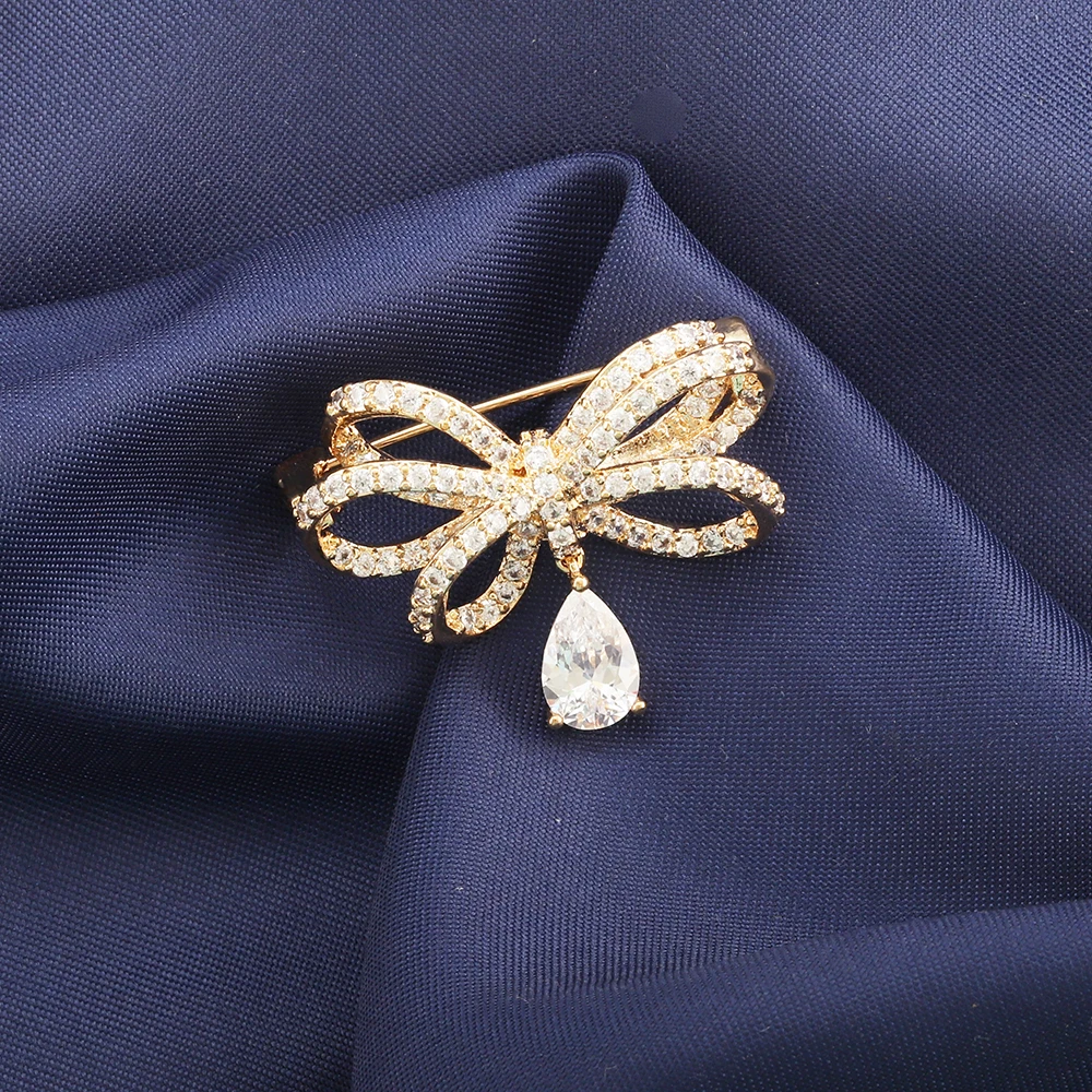 Bowknot High Quality Butterfly Brooch for Women Lovely Gift for Girl Party Small Fashion Shiny Zircon Brooch Popular Team Gift