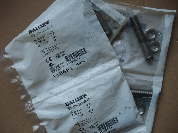 Balluff BES516-325-S4-C, BES01C8 абсолютно подлинный, поддельный один пенал десять гарантия на один год