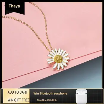 

Thaya Original Daisy Necklace 925 Silver Gold Plate Clavicle Necklace Sterling Silver Chain Fine Jewelry For Female Fashion Gift