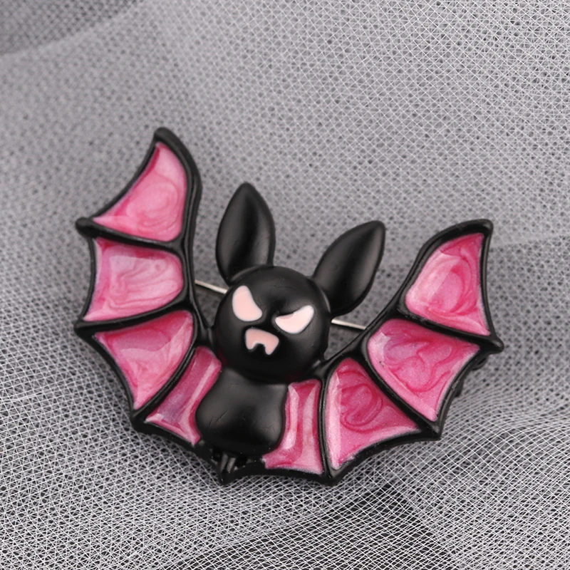 H360139X立体粉色翅膀小蝙蝠胸针1 (13)