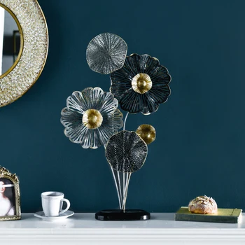 

Nordic Wrought Iron Hollow Flower Ornaments Home Livingroom Table Figurines Crafts Hotel Office Desktop Accessories Decoration