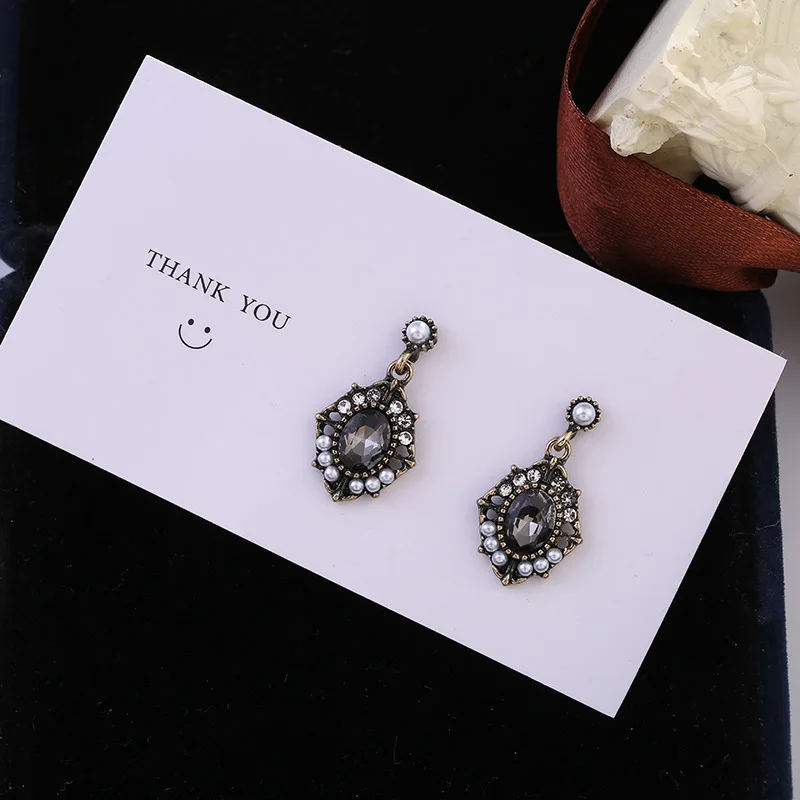 

Luxury Vintage Simulated Pearl Crystal Water Drop Earrings Retro Palace Baroque Earring for Women Korean Fashion Party Jewelry