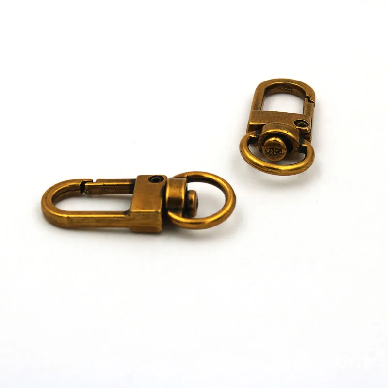 11147526980_667597950