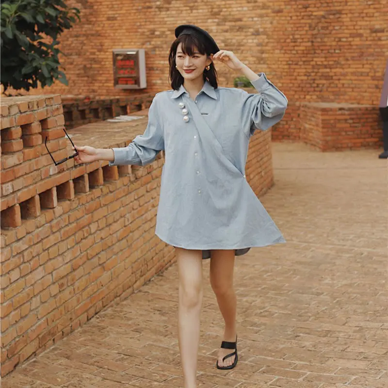 XITAO Irregular Pearl Buckle Blue Shirt Top Women Clothes Fashion Pleated Blouse Turn Down Collar Minority Autumn WQR1673
