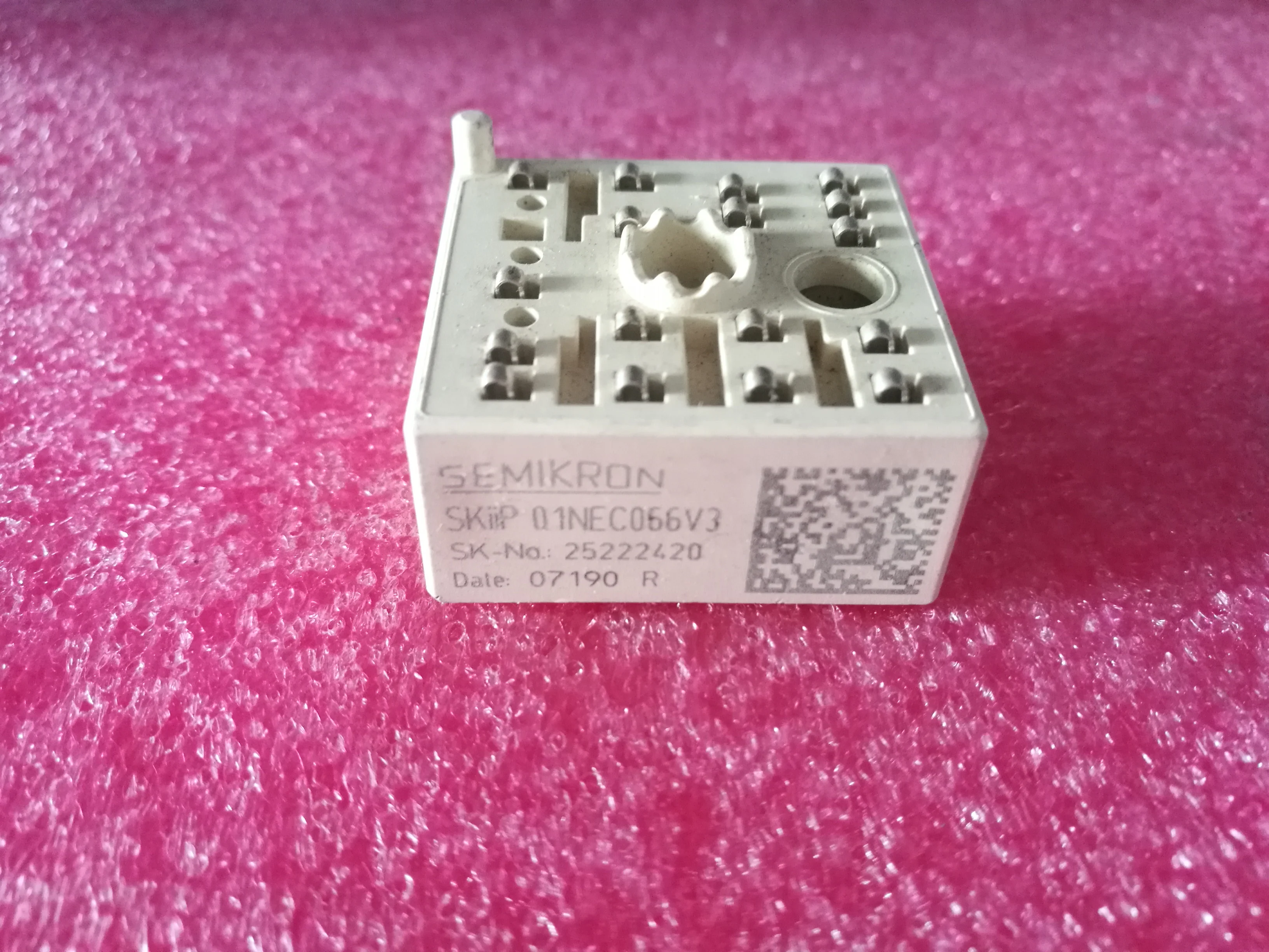 SKiiP02NEC066V3 SKiiP01NEC066V3 и модуль