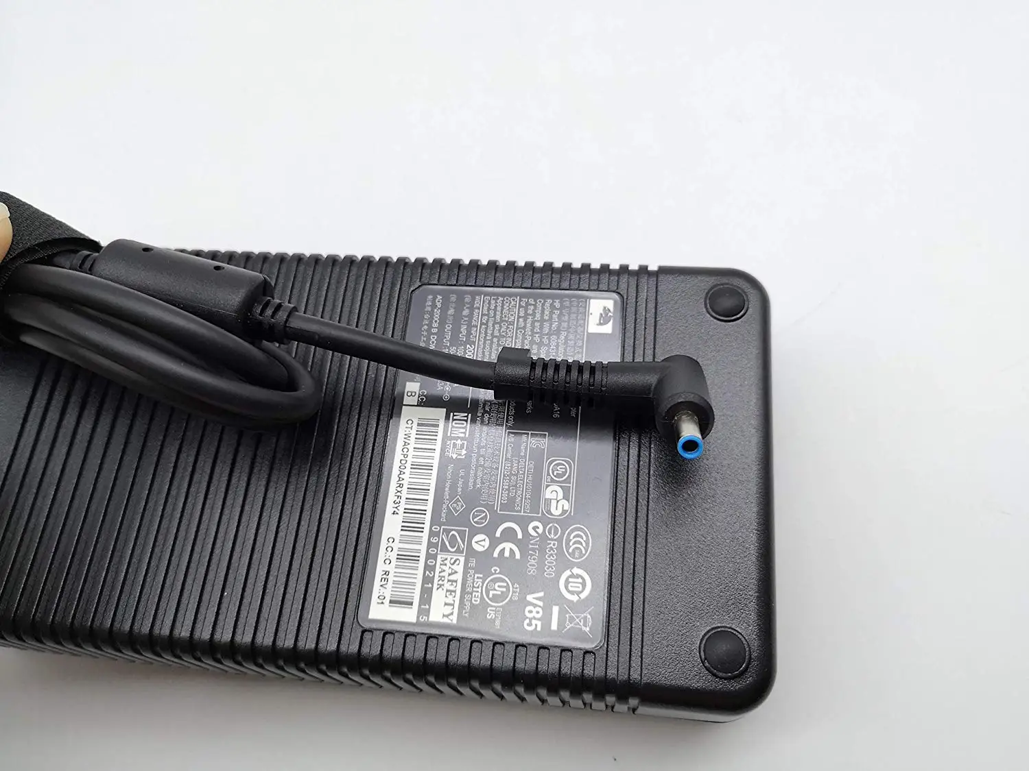 Huiyuan подходит для 19,5 V 10.3A 200W AC адаптер питания зарядное устройство для ноутбука hp ZBook 17 G3 TPN-CA03 815680-002 835888-001 4.53.0mm