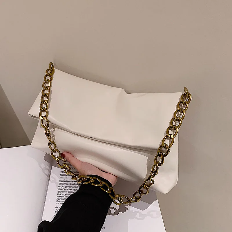 

Women Bag Fashion Soft Leather Shoulder Bag Metal Chain Winter Large Capacity Crossbody Bag Winter Flap Handbag Women Clutches