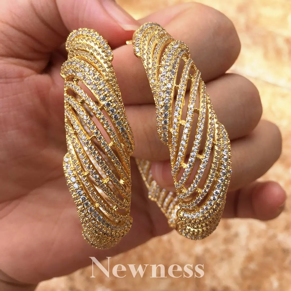 Newness полые Роскошные линии модные серьги, украшения для женщин невесты свадебные украшения микро-инкрустация кубического циркония